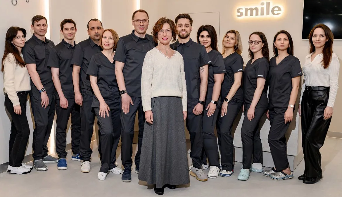 Команда стоматології Smile